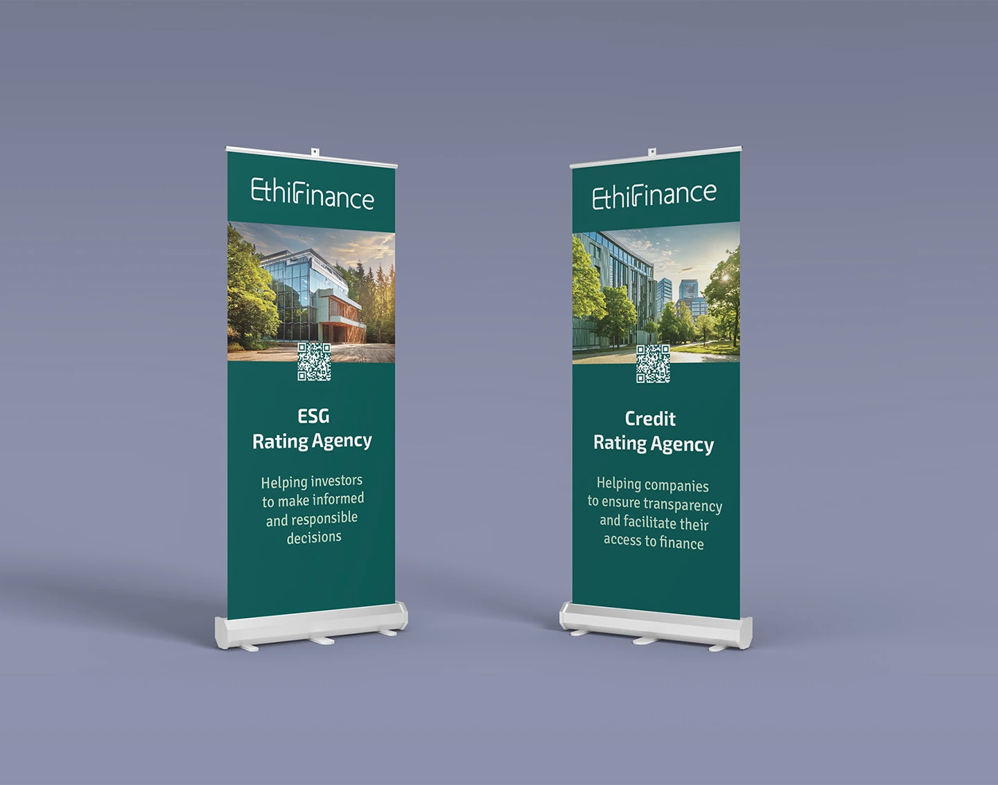 Deux roll-ups de l'agence Ethifinance avec design moderne pour la communication visuelle en finance durable.